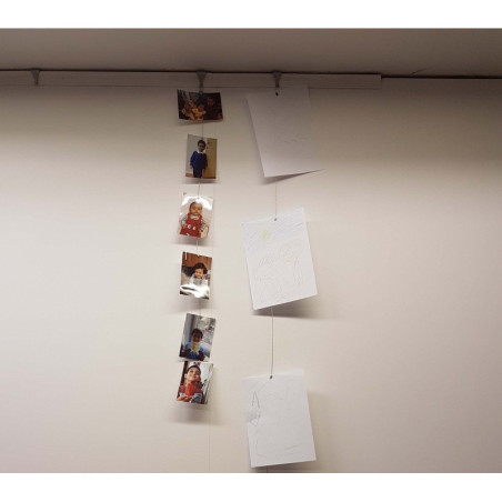 Moulding Magnets Photo Hanging Kit