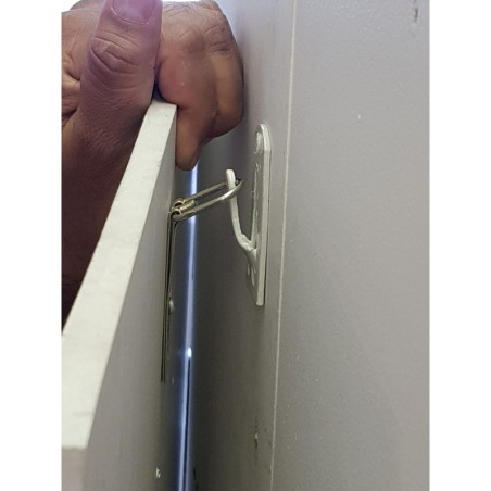 flush-to-wall-picture-hanging-kit